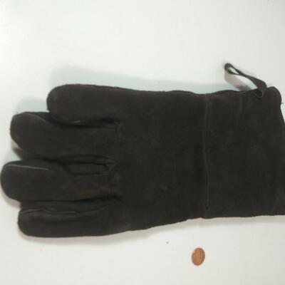 #107 Large Leather Gloves