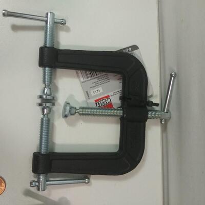#129 2 - Bessey Three-Way Edge Clamp