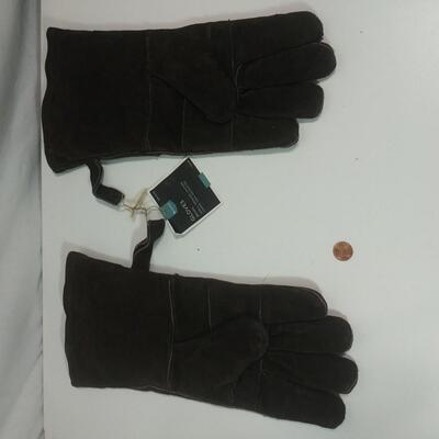#165  Large Leather Gloves