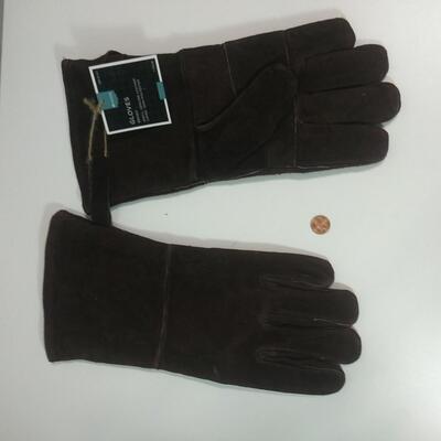 #167  Large Leather Gloves