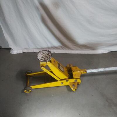 #169  Hydraulic Garage Jack