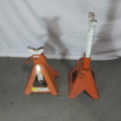 #172  2 - 6 Ton Heavy Duty Jack Stands