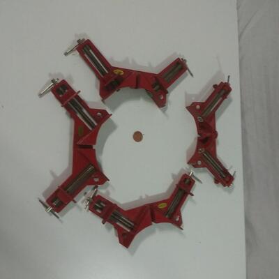 #176  4 - Corner Clamps