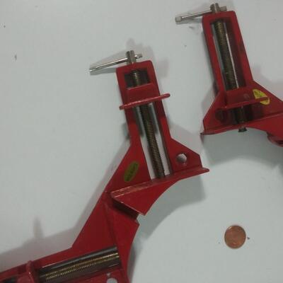 #176  4 - Corner Clamps