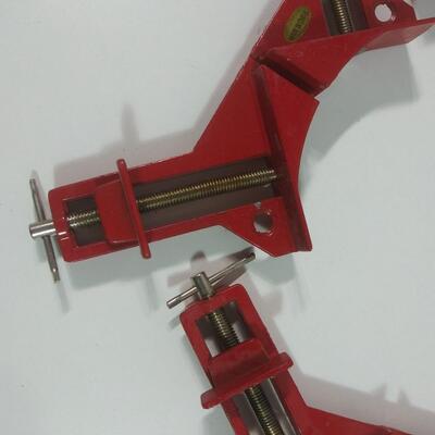 #176  4 - Corner Clamps