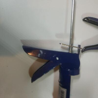 #184  Large and Small Caulk Guns