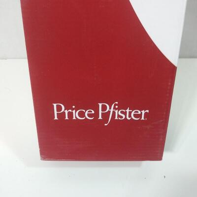 #216  Price Pfister 24