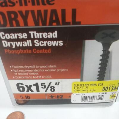 #249  5lbs Hillman Drywall Screws