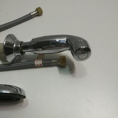 #336  Moen Kitchen Faucet
