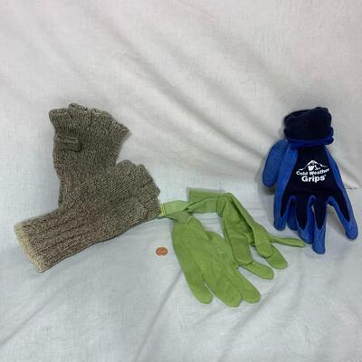 #452  3 - pair Gloves