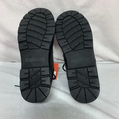 #454  Mens Black Size 11 Shoes