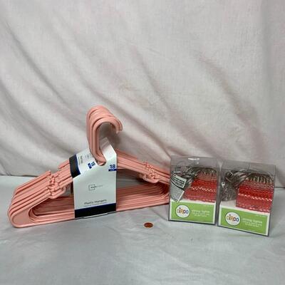 #477  Hangers & 2 Sets of Lights