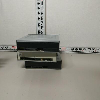 #627 3 - DVD Drives