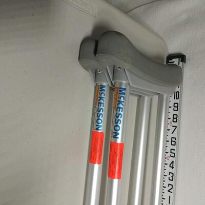 #638 Crutches