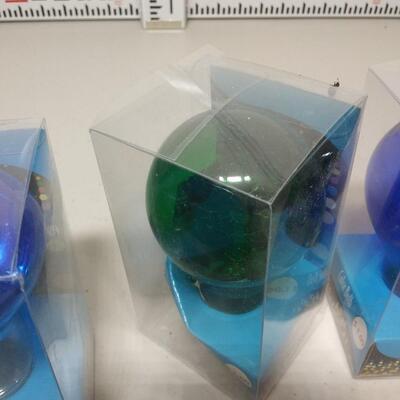 #648 5 - Colored Light Bulbs