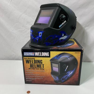 #12 Auto-Darkening Welding helmet