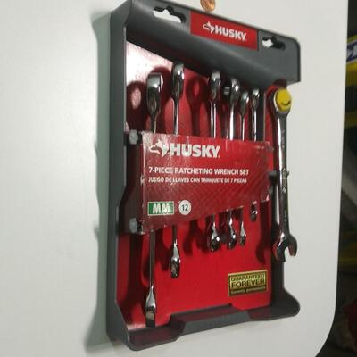 #20 Husky Metric  7-Piece Ratcheting Wrench Set