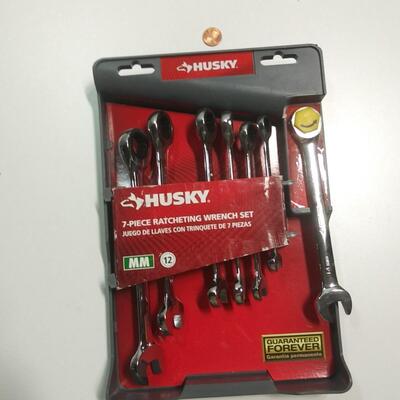 #20 Husky Metric  7-Piece Ratcheting Wrench Set