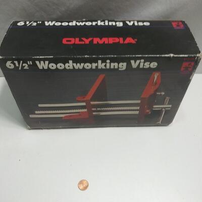 #23 Olympia 6-1/2" Woodworking Vise