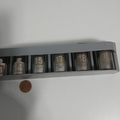 #73 Craftsman 1/2" Drive 10-pc Metric Socket Set