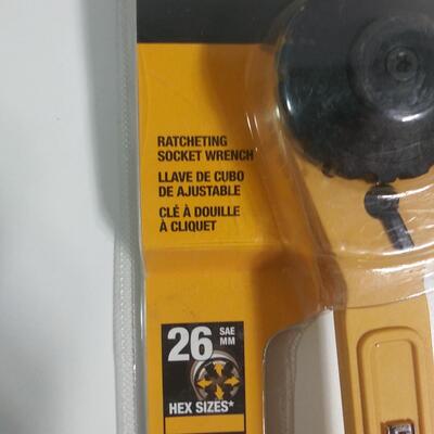 #88 DeWalt 26 Sizes Quick Adjust Ratcheting Socket Set