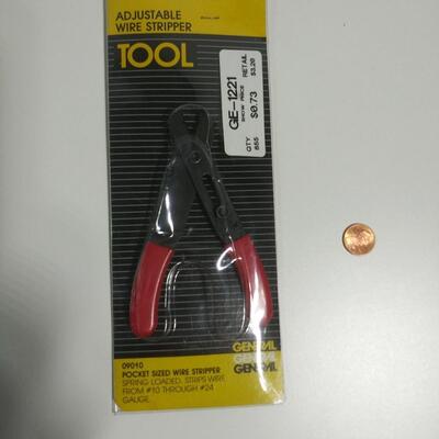 #109 Adjustable Wire Stripper