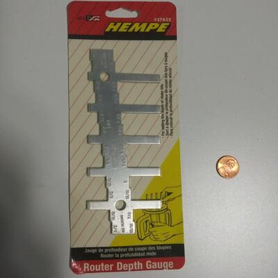 #121 Hempe Router Depth Gauge