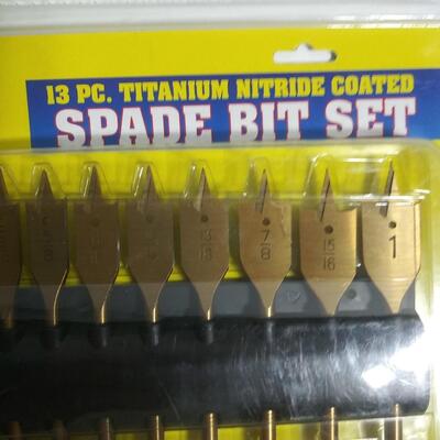 #138 13 pc Titanium Spade Bit Set