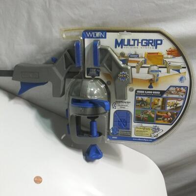 #177 Wilton Multi-Grip Holding System