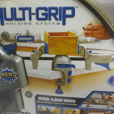 #177 Wilton Multi-Grip Holding System
