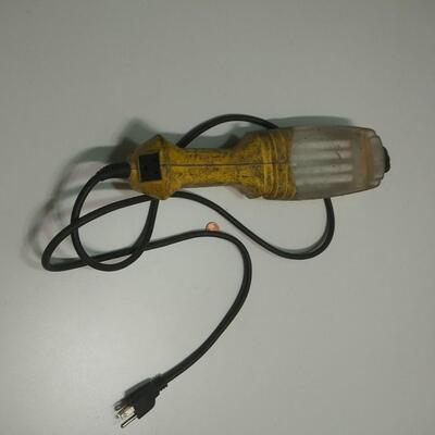#200 Fluorescent Mechanic Drop Light