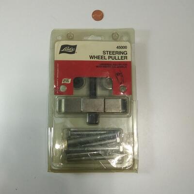 #203 Lisle Steering Wheel Puller