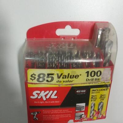 #235 Skill 100 Drill Bit Set