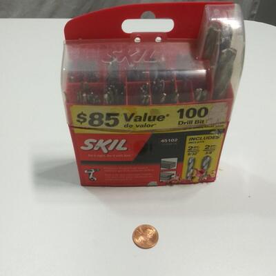 #235 Skill 100 Drill Bit Set