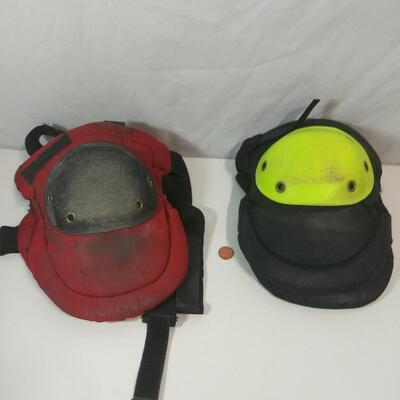 #242 2 sets Knee Pads