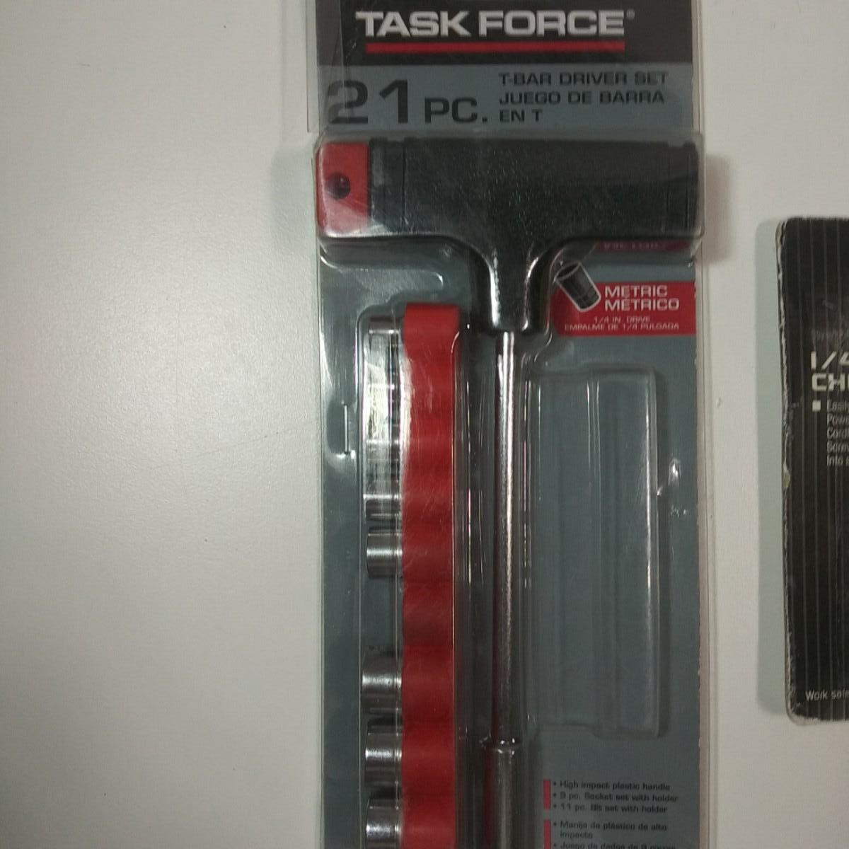 #274 21 pc T-Bar Driver Set | EstateSales.org