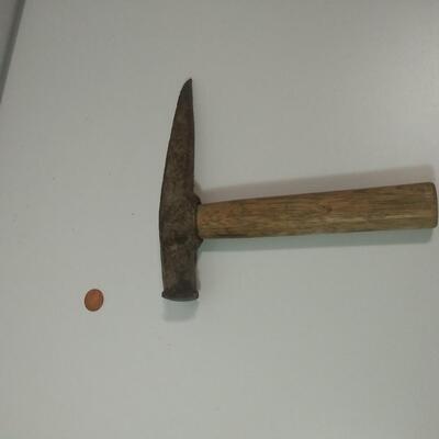 #299 Rock Pick/Hammer