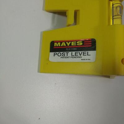 #313 Tape Measure and 2 Levels