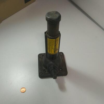 #321 Bottle Jack
