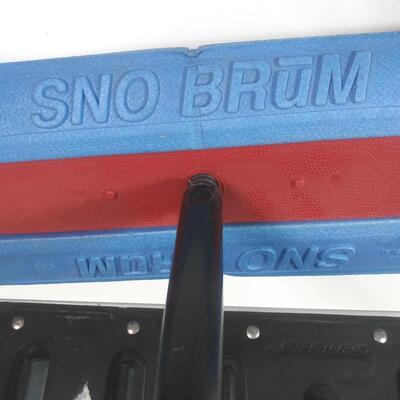 #385 Snow Shovel and Sno Bruum