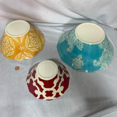 #404 3 - Colorful Bowls