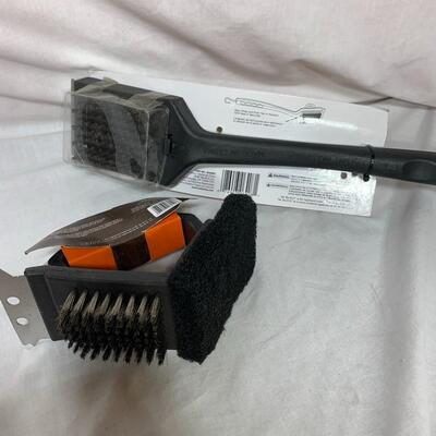 #433 BBQ Brushes 