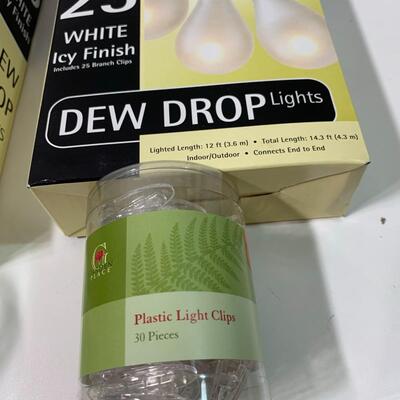 #441  3 - 25 Dew Drop Lights & 4 - 30 pc Hanging Clips