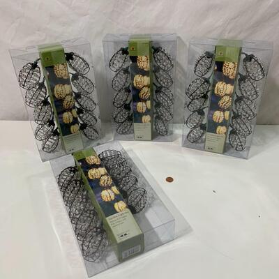 #445 4 - PineCone Garden Light Set