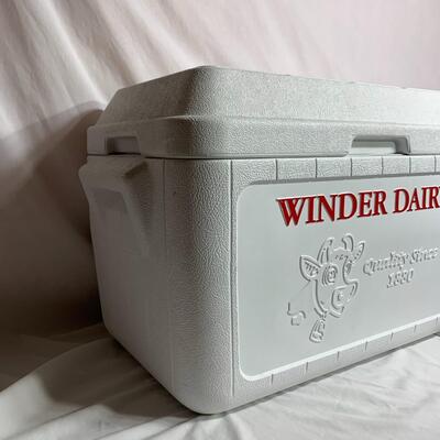 #453 Winder Dairy Large Cooler