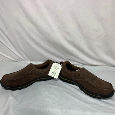 #476 Size 11 Shoes