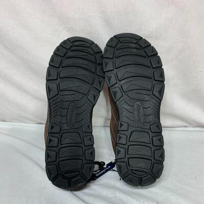 #476 Size 11 Shoes