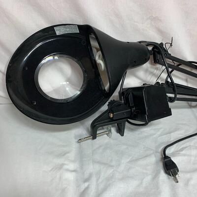 #507 Lighted Magnifying Lamp