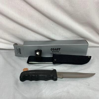#530 Coast Knives - Plastic Handle Knife