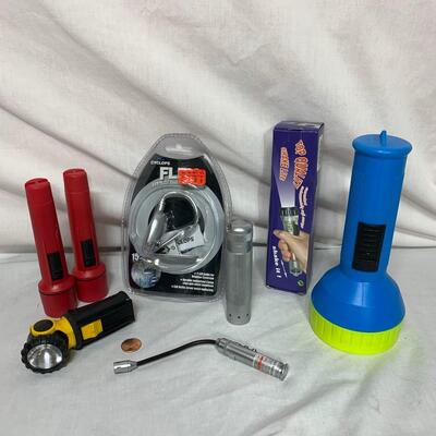 #542 8 Flashlights